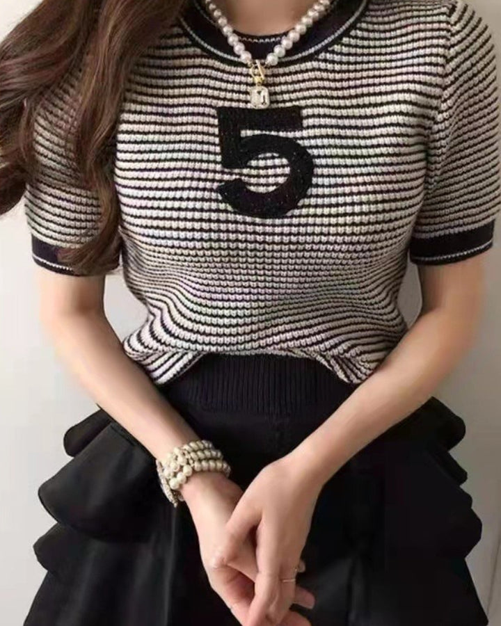Number 5 Black & White Short Sleeve Knitted Top